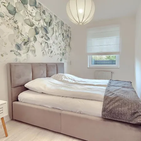 Apartment Tricity Retreat With Parking - By Rentujemy *